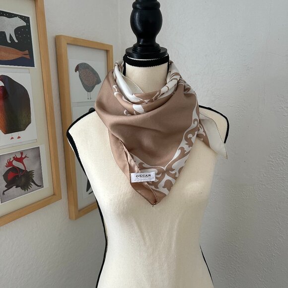 Oscar de la Renta Silk Scarf Coffee and Cream 34 inch square flower print - Picture 2 of 7